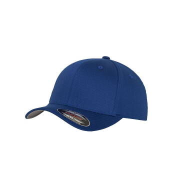 Czapka baseball Flexfit — 18