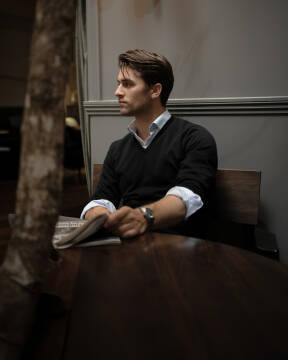 Brighton V-Neck Men — 2