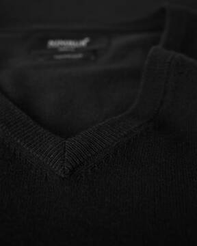 Brighton V-Neck Men — 3