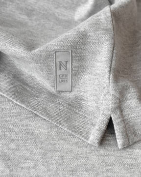 Harvard V-Neck Women — 19